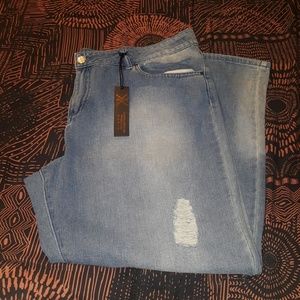 Kardashian boyfriend destroyed jeans